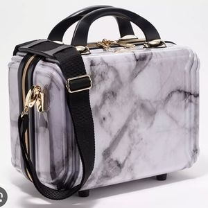 NWT Triforce Luggage Cosmetic Travel Bag